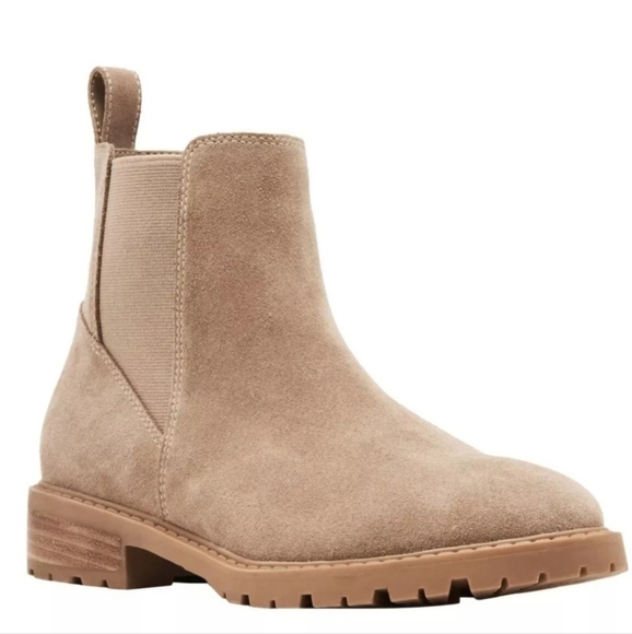 Steve Madden Lorali Women's Chelsea Boot - Picture 1 of 10